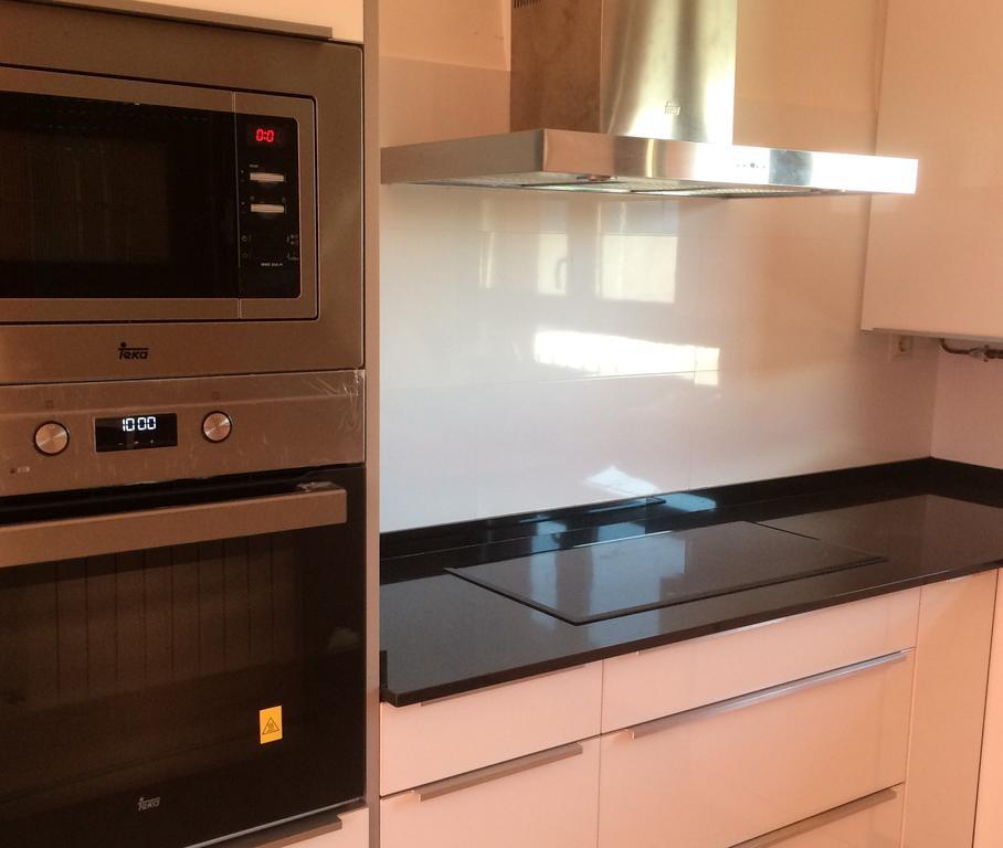 Apartamento Avenida アインサ エクステリア 写真